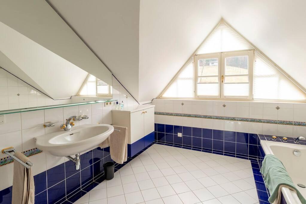 Luxus Alpenparadies Nahe Salzburg Sauna & Whirlpool Adnet 外观 照片